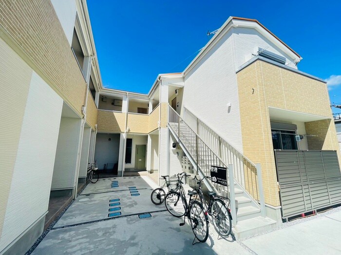 物件外観写真2　(外観写真)