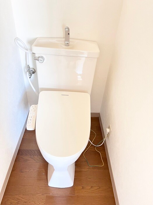 物件内観写真11　(トイレ)