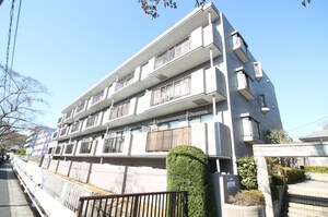 あざみ野ブロ－ディア(1F)外観写真