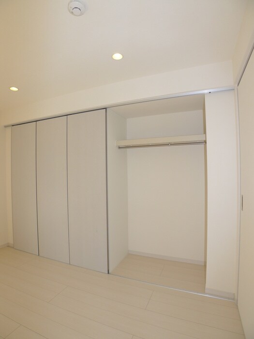 物件内観写真11　(収納)