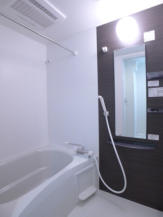 物件内観写真13　(バス／シャワールーム等)