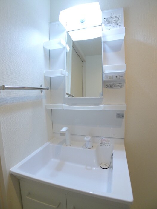 物件内観写真15　(洗面)