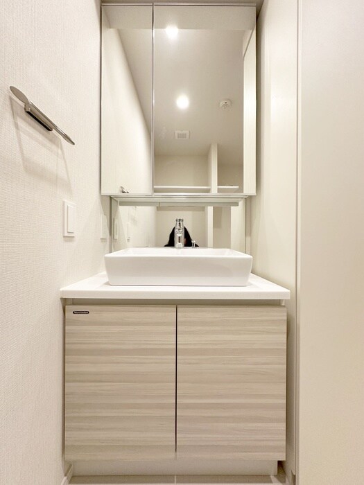 物件内観写真11　(洗面)