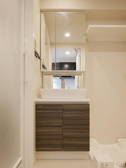 物件内観写真12　(洗面)