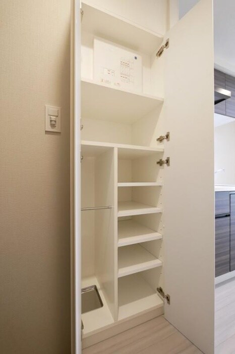 物件内観写真16　(靴箱)