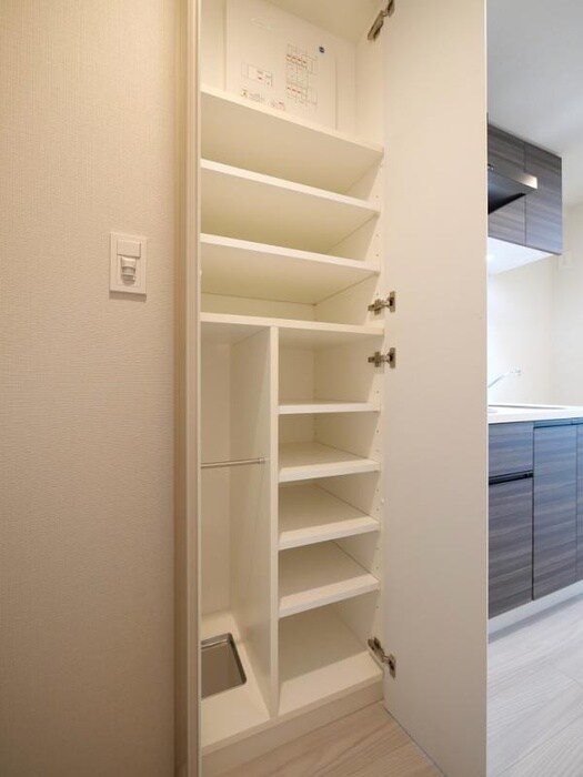 物件内観写真16　(靴箱)