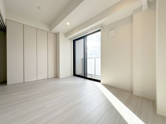 物件内観写真17　(室内からの展望)