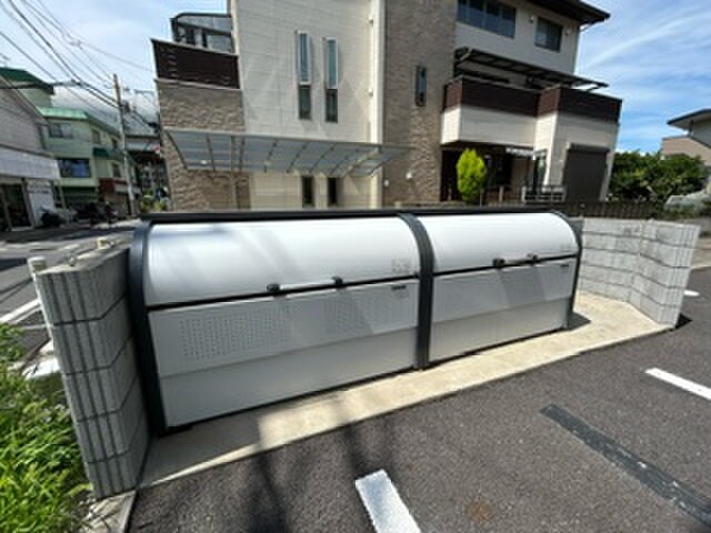 物件外観写真4　(建物設備)