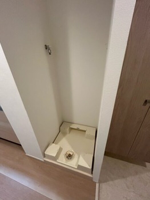 物件内観写真22　(洗濯機置場)