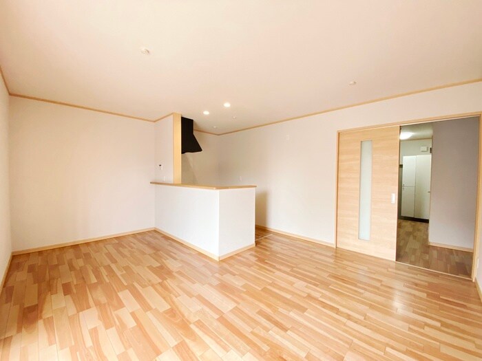 物件内観写真9　(居室)