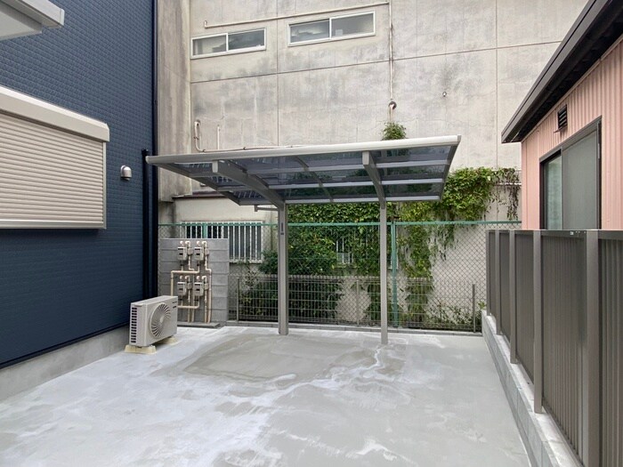 物件外観写真4　(駐輪場)