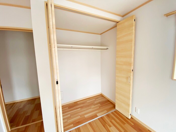 物件内観写真11　(収納)