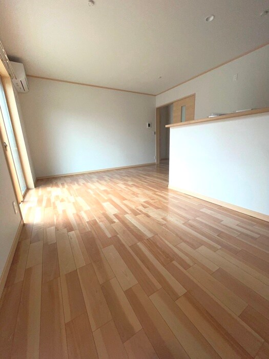 物件内観写真11　(居室)