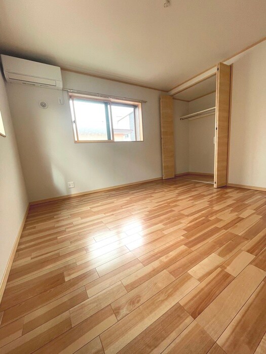 物件内観写真11　(居室)