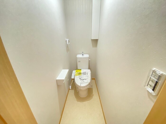 物件内観写真14　(トイレ)