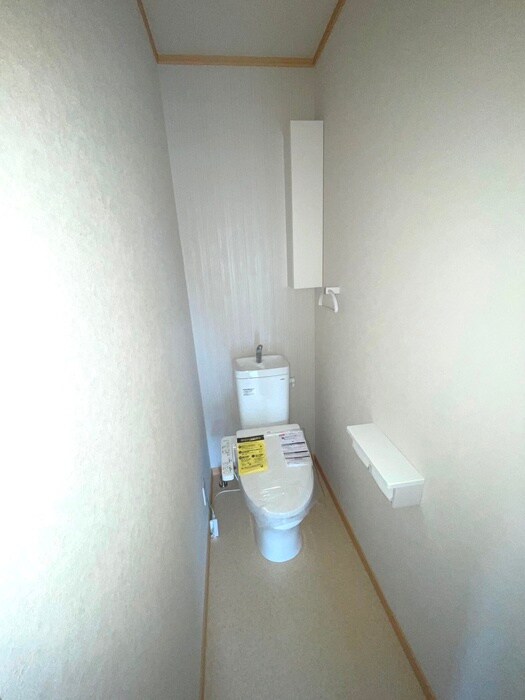 物件内観写真15　(トイレ)
