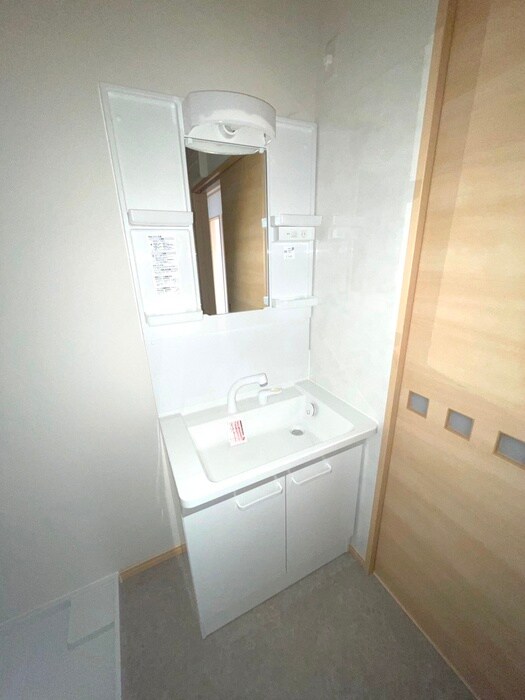 物件内観写真17　(洗面)