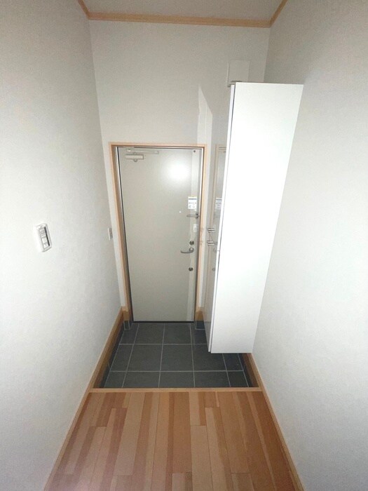 物件内観写真20　(玄関)