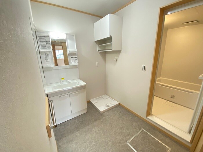 物件内観写真21　(洗濯機置場)