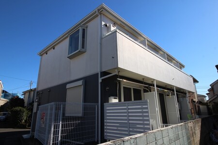 クレドメゾン白楽外観写真