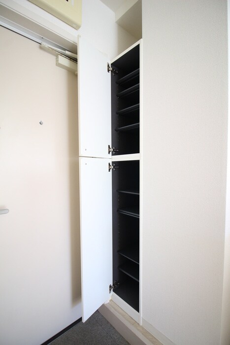 物件内観写真17　(靴箱)