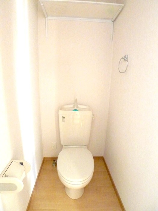 物件内観写真9　(トイレ)