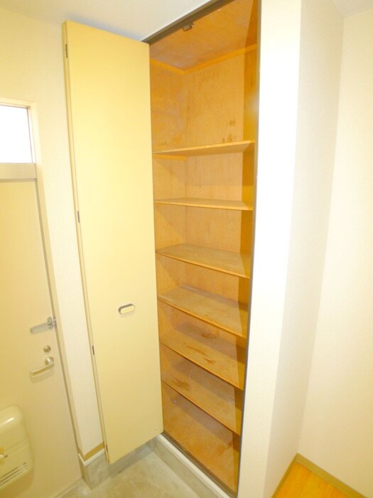 物件内観写真17　(靴箱)