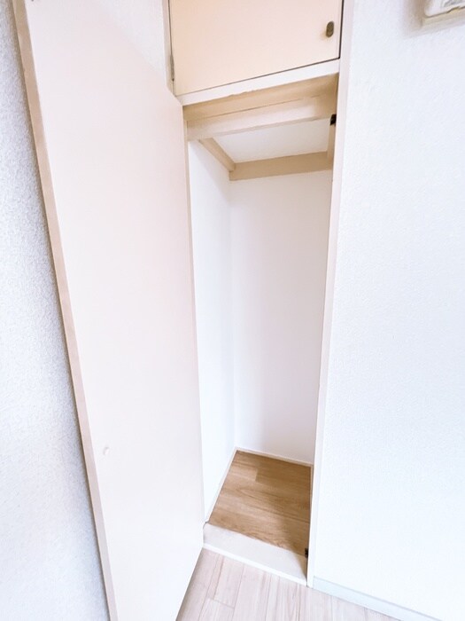 物件内観写真10　(収納)