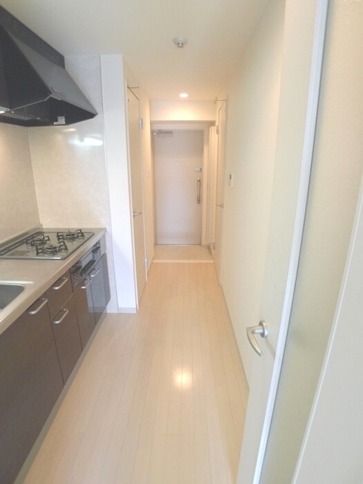 物件内観写真13　(廊下)