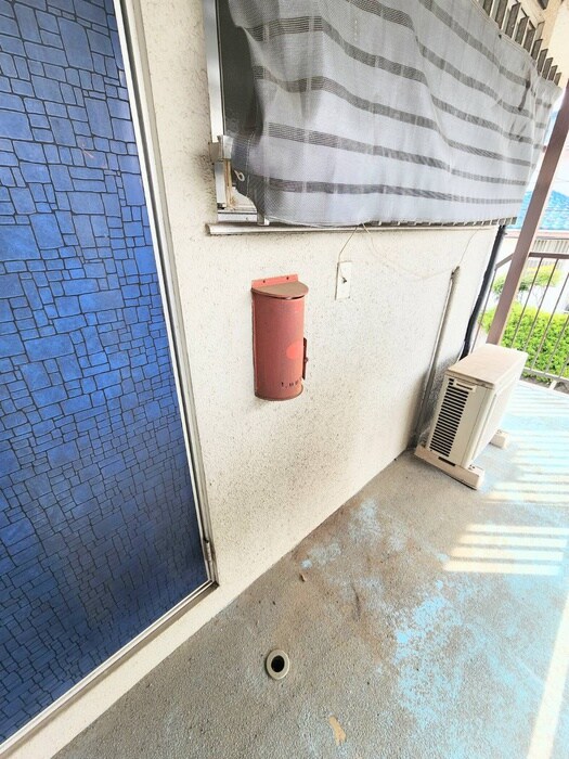 物件内観写真13　(洗濯機置場)