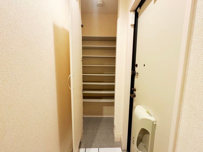 物件内観写真20　(靴箱)