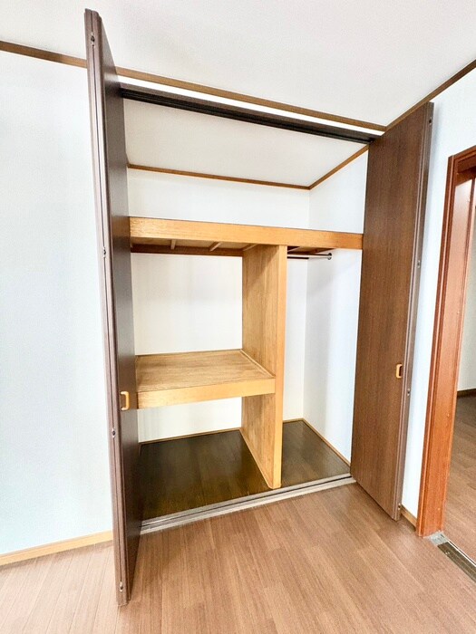 物件内観写真12　(収納)