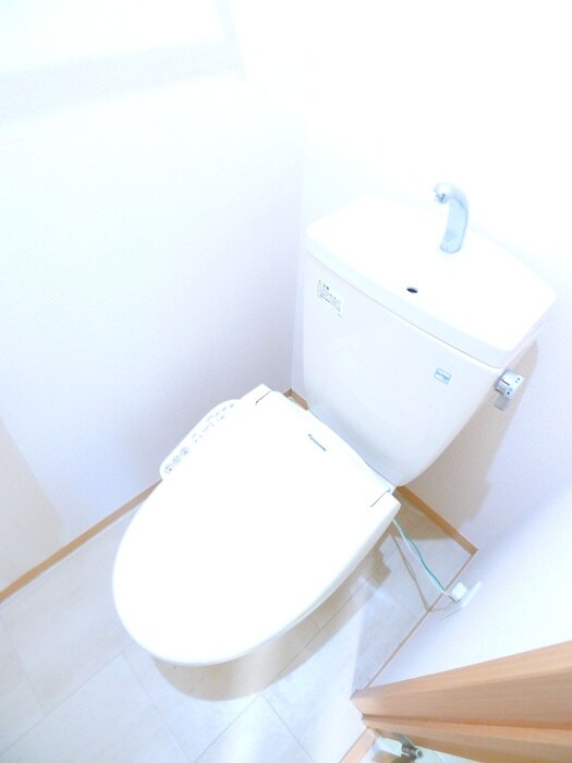 物件内観写真17　(トイレ)