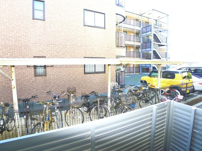 物件内観写真22　(室内からの展望)