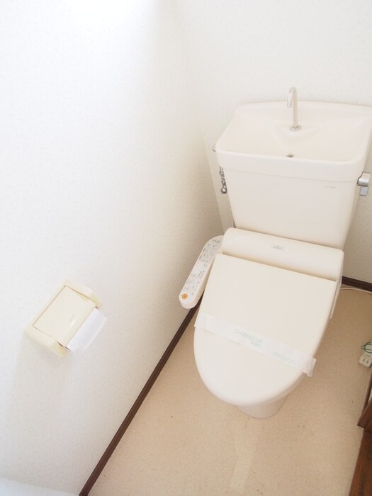 物件内観写真8　(トイレ)