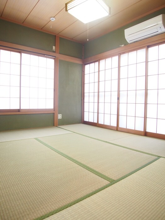 物件内観写真13　(居室)