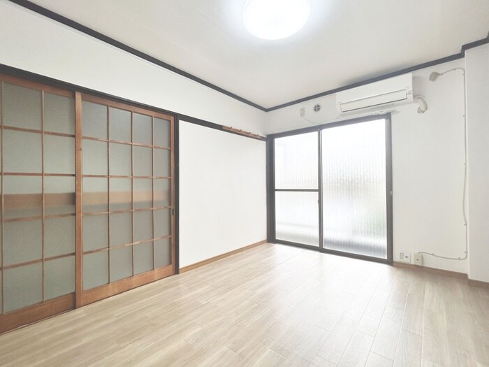 物件内観写真5　(居室)