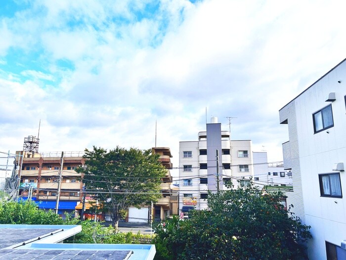 物件内観写真19　(室内からの展望)