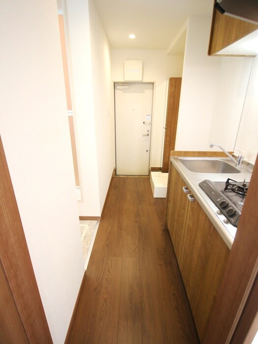 物件内観写真10　(廊下)