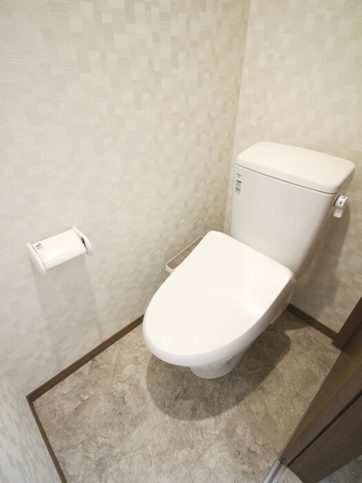 物件内観写真15　(トイレ)