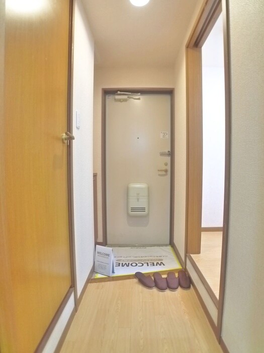 物件内観写真21　(廊下)