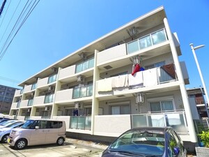 クレシア・E外観写真