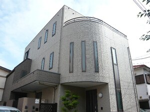 カトルセゾン外観写真