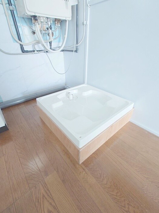 物件内観写真15　(洗濯機置場)