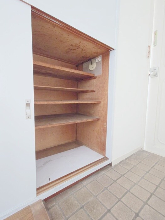 物件内観写真18　(靴箱)