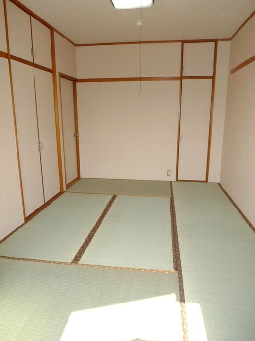 物件内観写真7　(居室)