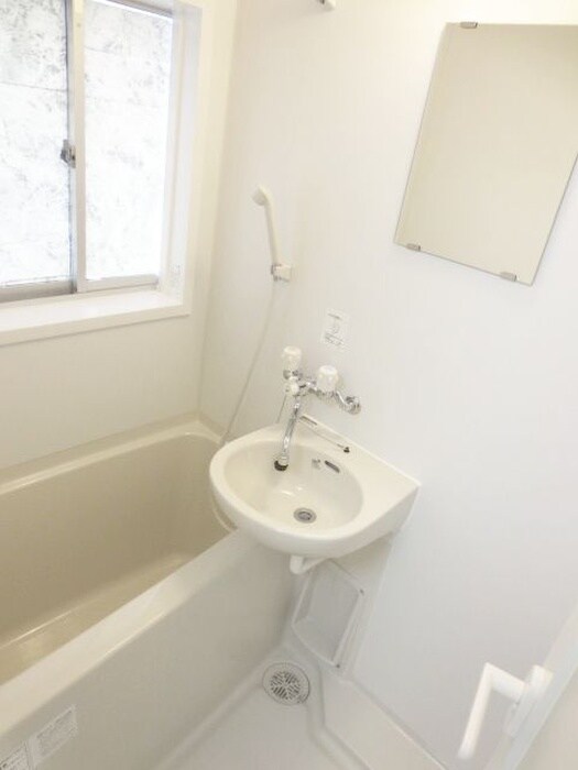 物件内観写真11　(バス／シャワールーム等)