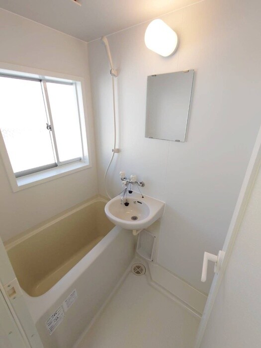 物件内観写真11　(バス／シャワールーム等)