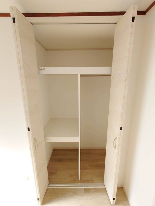 物件内観写真13　(収納)