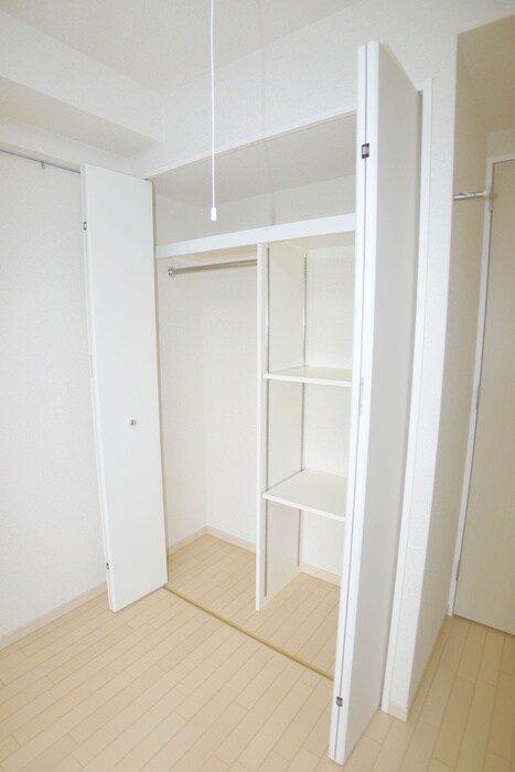 物件内観写真13　(収納)